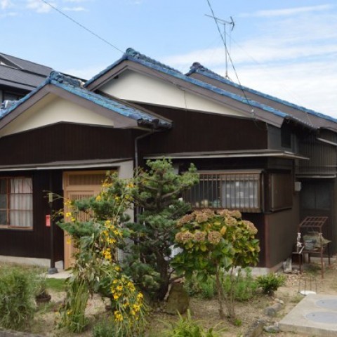 ●トタンと木部で塗料が違います。 一宮市